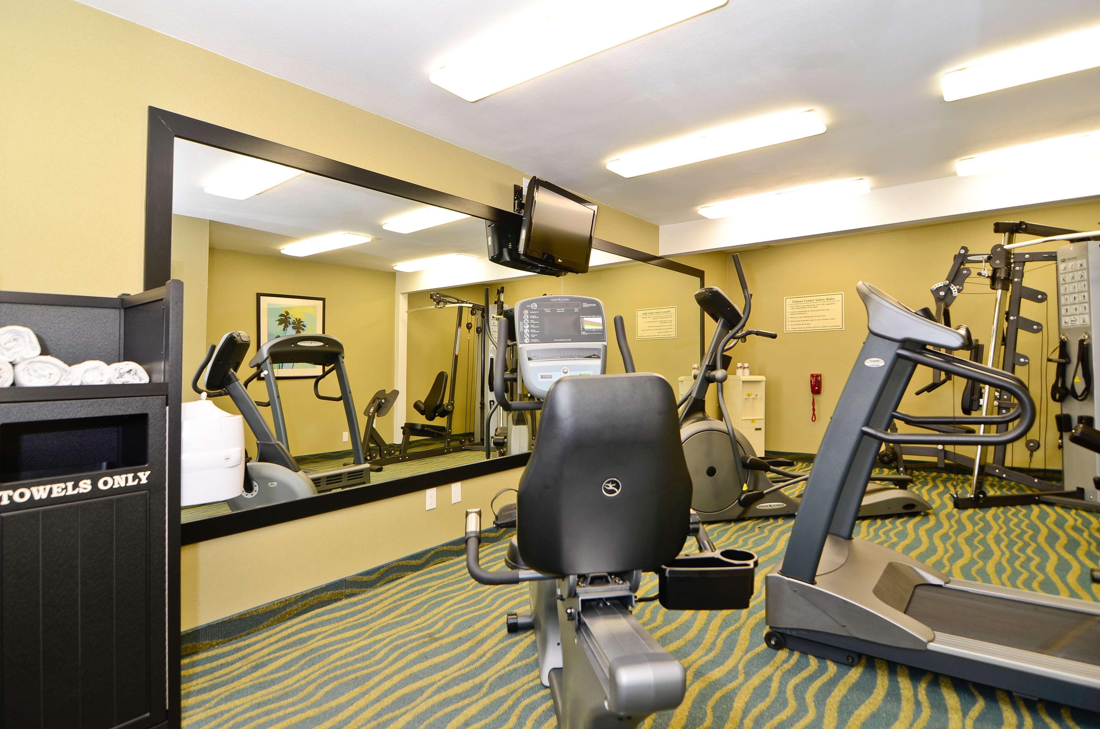 Western Mission Bay Motel 3*